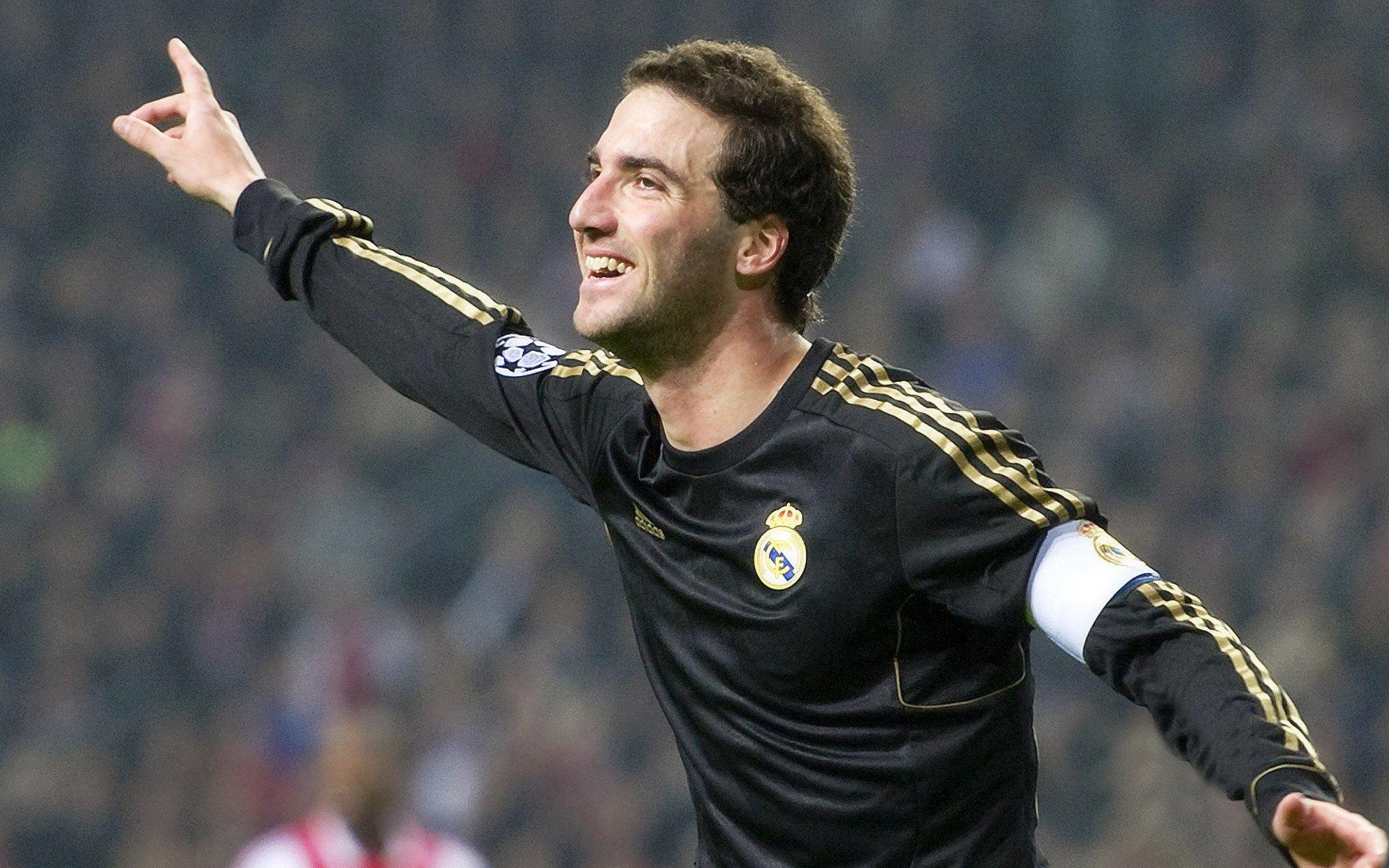 DOTA2国际邀请赛震撼落幕,中国战队再夺冠军宝座