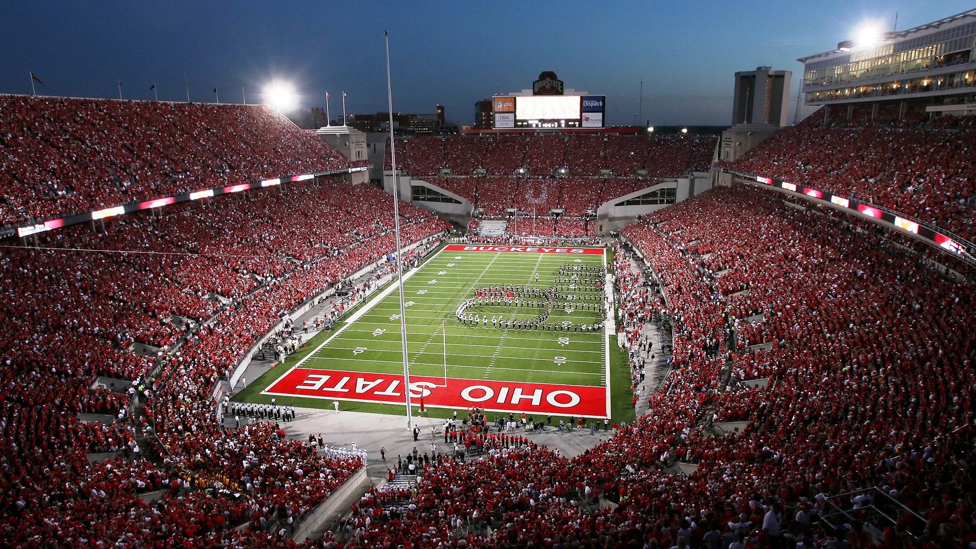 极限运动热潮席卷全球，运动员挑战人类体能新巅峰